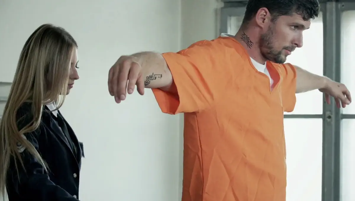 《高压监狱2》1080P高清法国犯罪片-啄木鸟影视完整版免费看-电影免费观看无广告版