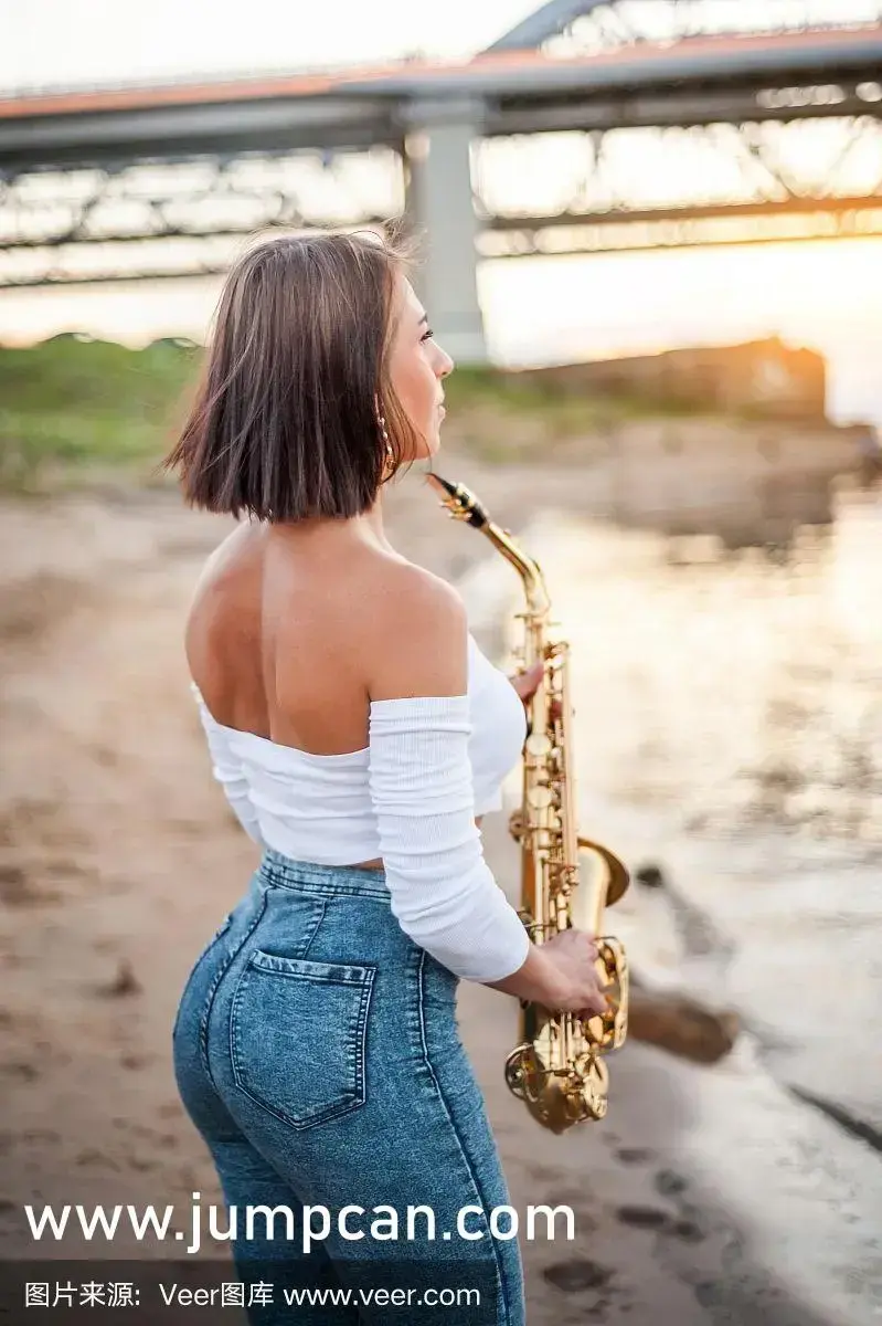 美丽小蜜桃3:探寻高清免费完整版在线观看-未删减中文版资源稳定播放-网盘观看资源支持多设备同步