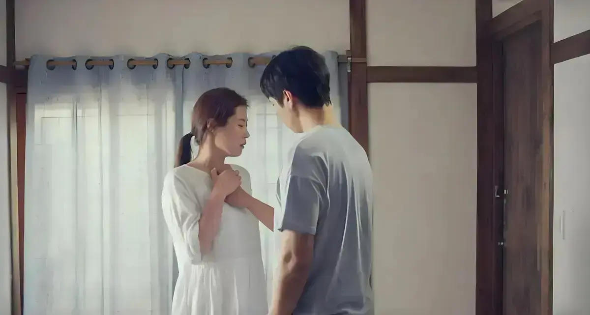 韩国剧情片《出轨》高清未删减完整版 - 《出轨》全集免费在线播放无广告 - HD中字资源网盘下载地址