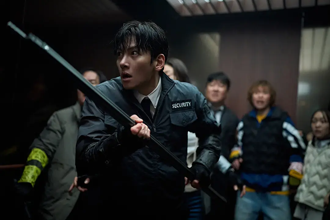 2026韩国恐怖电影《群体》-全智贤具教焕主演高清全集-《群体》无删减完整版在线免费观看