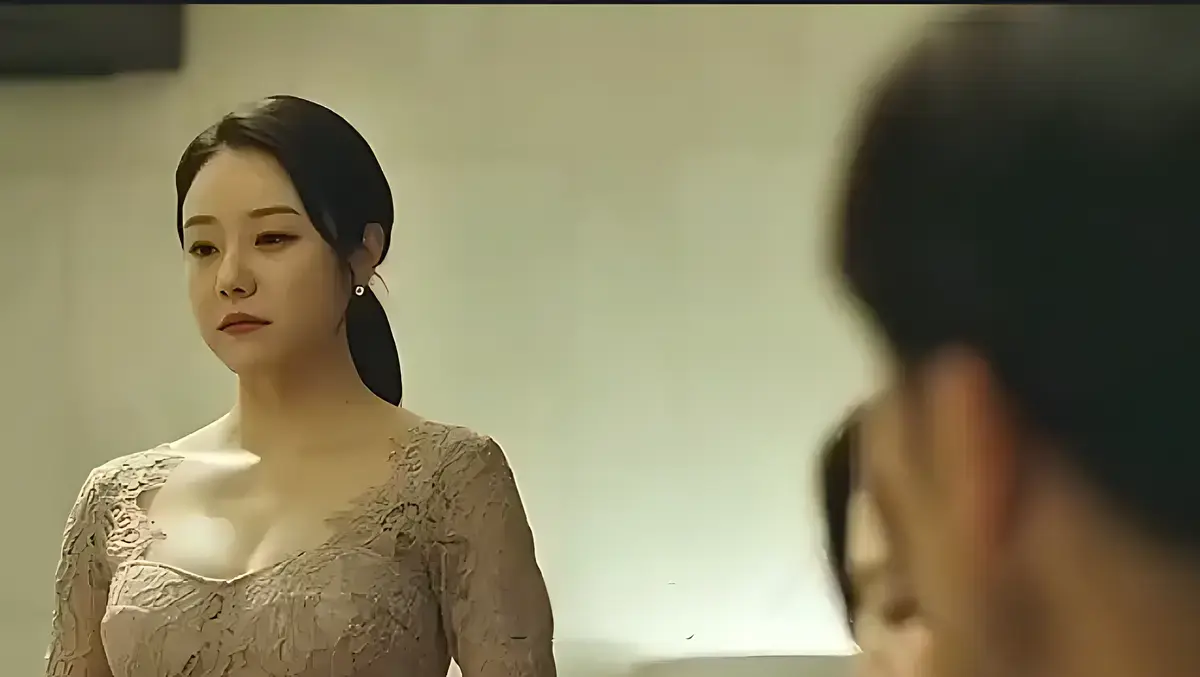 《漂亮的保姆》韩国版未删减全集在线看-家庭伦理剧小保姆剧情高清播放-大尺度禁忌之恋免费观看完整版