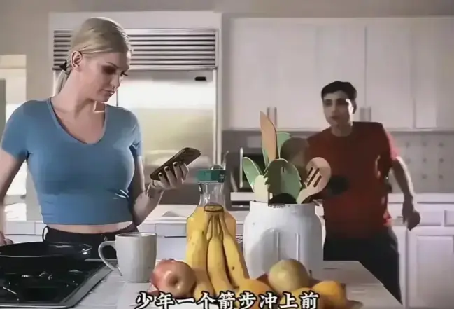 《母亲的烦恼》蓝光无删减免费观看-《母亲的烦恼》肯齐·泰勒颠覆形象演绎窒息母爱-撕开东亚家庭隐痛-夸克资源高清在线观看