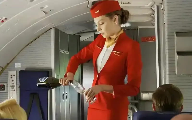 法国电影《法国航空3》未删减完整版在线看-《法国航空3》HD高清免费播放-全网同步更新资源